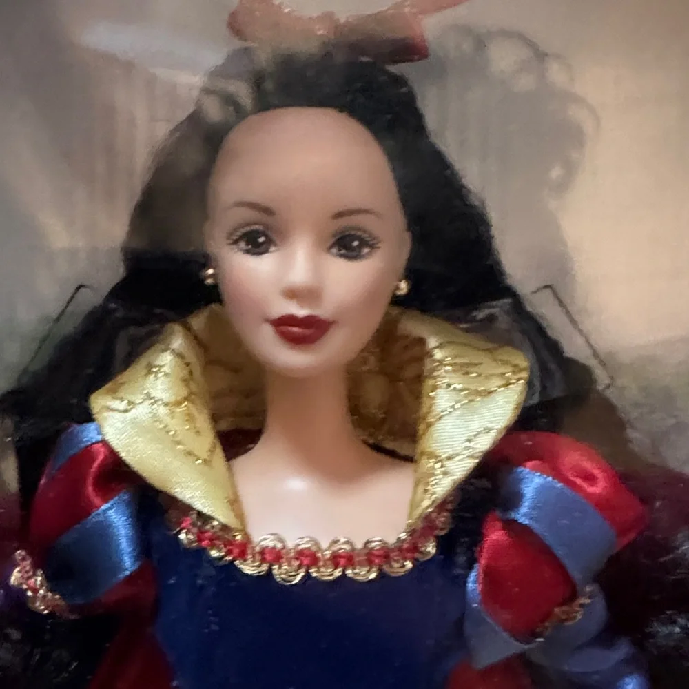 Barbie as Classic Snow White Vintage Mattel NEW Collector Edition doll 1998 - Picture 3 of 10